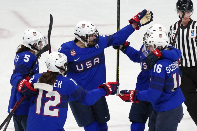 US women survive scare, beat Czechs 4-1 in Olympic hockey